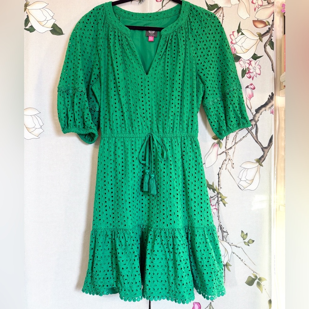 Vince Camuto Kelly Green Eyelet Prairie Cottagecore Dress w/Tassel Tie Waist
